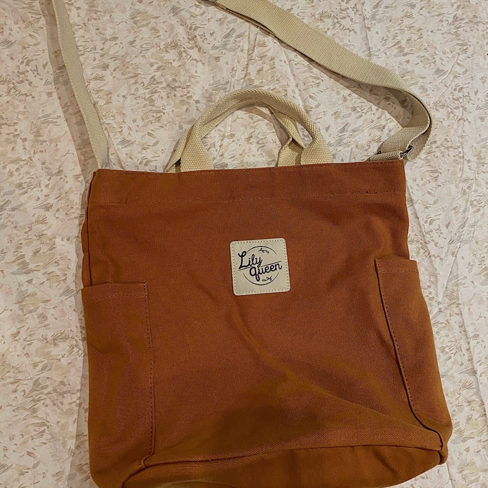 Lily Queen Tote